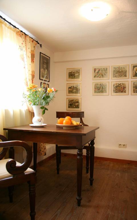 Gaestehaus Cheval Blanc Lorch am Rhein Kamer foto